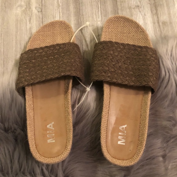 MIA sandals - Picture 2 of 3
